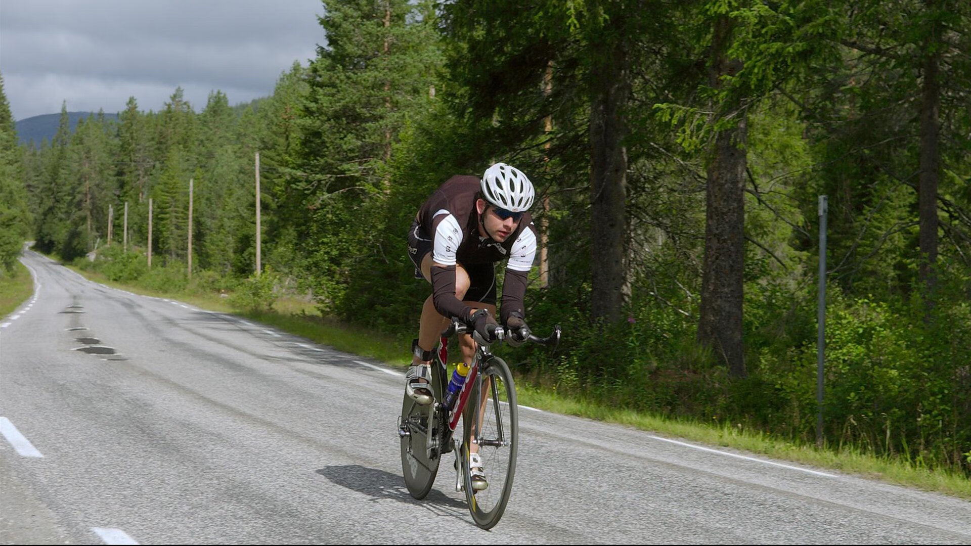 “腰旗橄榄球:东部新区赛场带来全新观赛体验”