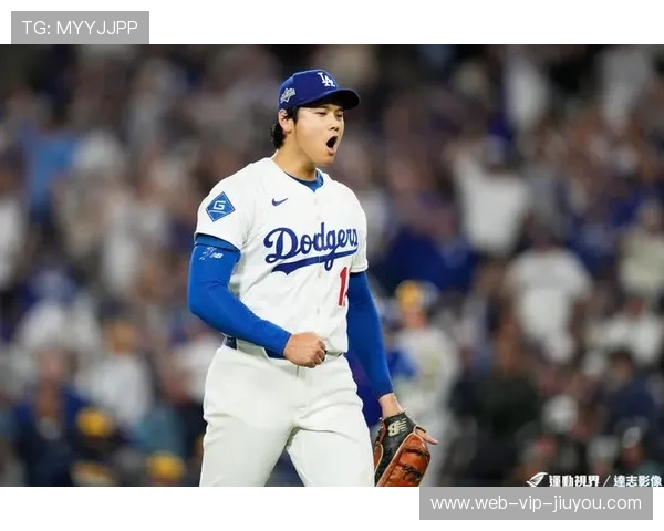 MLB投手指叉球精准控位迫使挥空，揭秘顶级球员的制胜利器